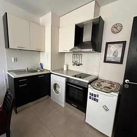 Appartement нино 1 *