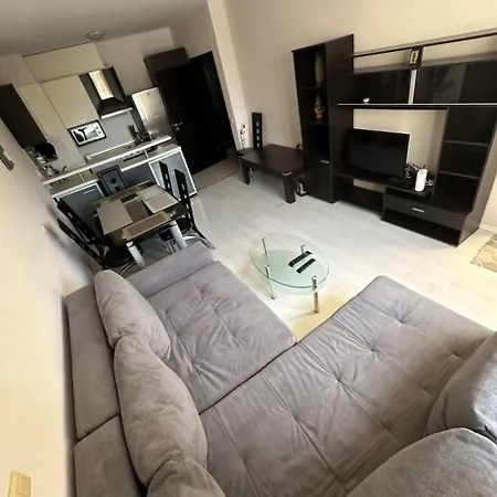 Апартаменты нино 1 *