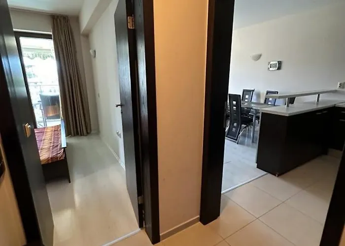 нино 1 Апартаменты *